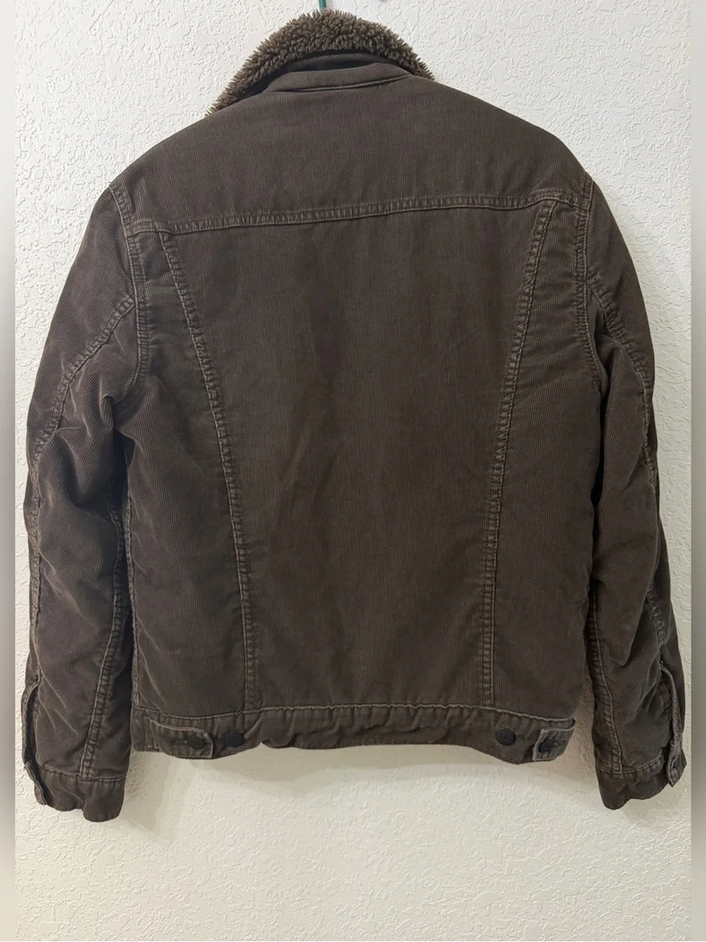 Levi's Brown Sherpa-Lined Corduroy Trucker Jacket - M